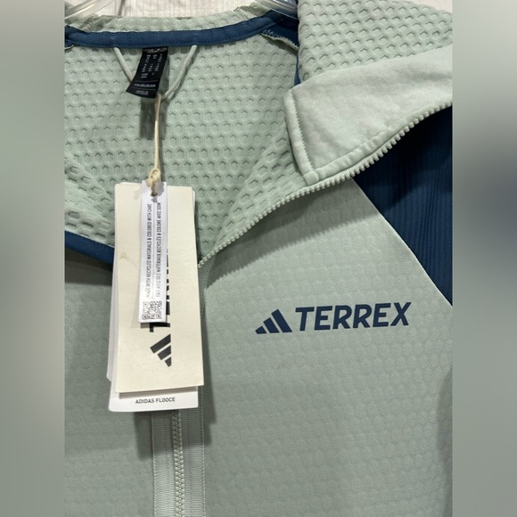 adidas Women's M Medium Terrex Tech Fleece Hooded Jacket NWT Blue Light Green - Picture 6 of 16